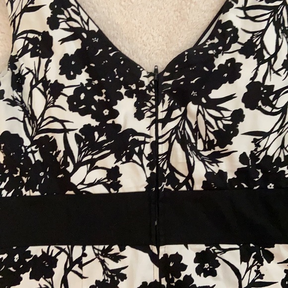 Summer dress - Picture 5 of 5